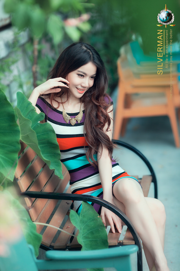 美女警花淫辱h文